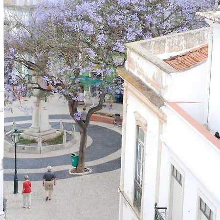 Bora * Lagos