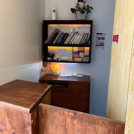 Bora Dormir Hostel Lagos