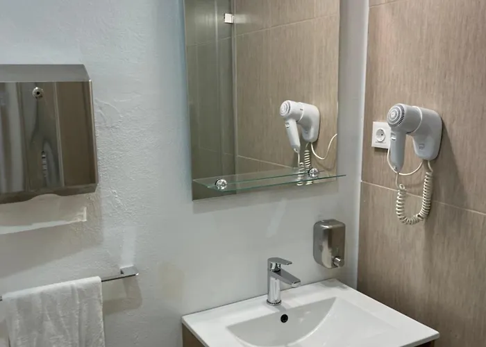 Bora Vandrerhjem Lagos